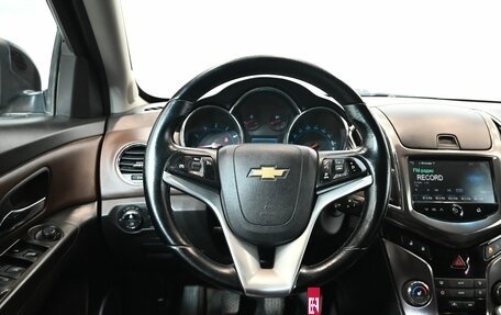 Chevrolet Cruze II, 2013 год, 800 000 рублей, 15 фотография