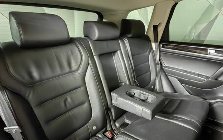 Volkswagen Touareg III, 2015 год, 2 497 000 рублей, 16 фотография