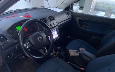 Skoda Fabia II, 2014 год, 930 000 рублей, 4 фотография