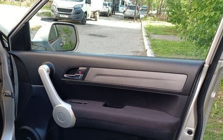 Honda CR-V III рестайлинг, 2007 год, 880 000 рублей, 18 фотография