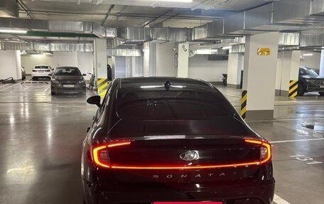 Hyundai Sonata VIII, 2021 год, 2 000 000 рублей, 3 фотография