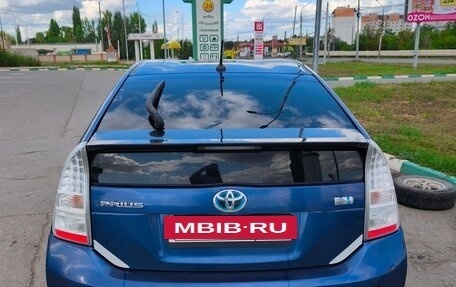 Toyota Prius, 2010 год, 930 000 рублей, 5 фотография