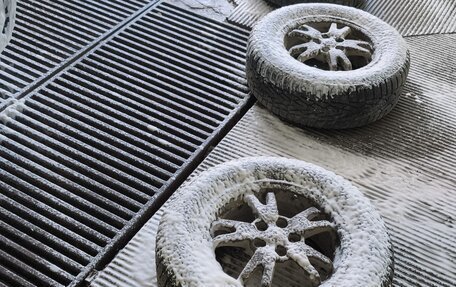 Toyota Prius, 2010 год, 930 000 рублей, 18 фотография