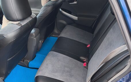 Toyota Prius, 2010 год, 930 000 рублей, 14 фотография