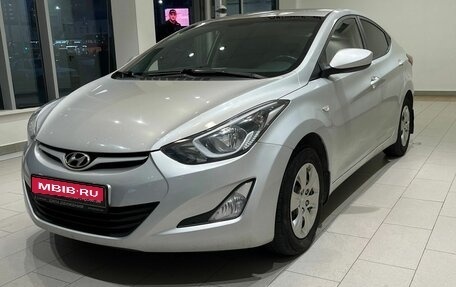 Hyundai Elantra V, 2015 год, 900 000 рублей, 1 фотография