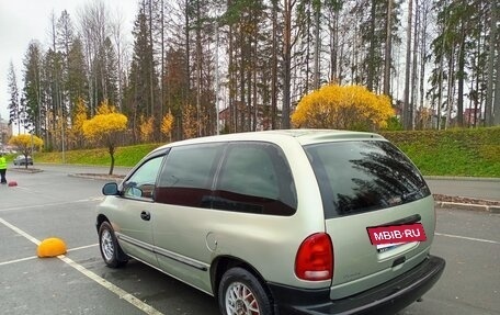Plymouth Voyager III, 2000 год, 395 000 рублей, 14 фотография