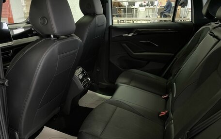 Volkswagen Tiguan, 2025 год, 5 190 000 рублей, 17 фотография