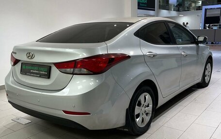 Hyundai Elantra V, 2015 год, 900 000 рублей, 6 фотография