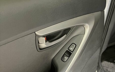 Hyundai Elantra V, 2015 год, 900 000 рублей, 14 фотография