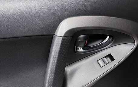 Toyota RAV4, 2012 год, 1 400 000 рублей, 13 фотография