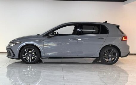 Volkswagen Golf VIII, 2022 год, 1 730 000 рублей, 4 фотография