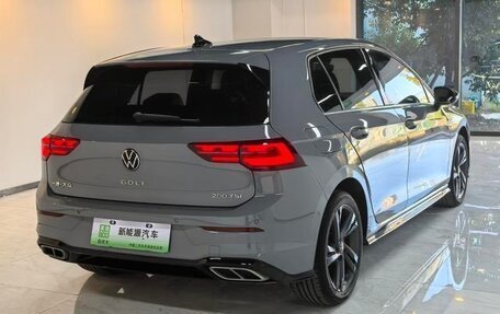 Volkswagen Golf VIII, 2022 год, 1 730 000 рублей, 7 фотография