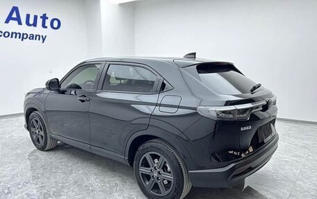 Honda Vezel, 2023 год, 2 050 000 рублей, 7 фотография