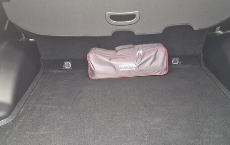 Toyota Land Cruiser Prado 150 рестайлинг 2, 2015 год, 4 500 000 рублей, 19 фотография