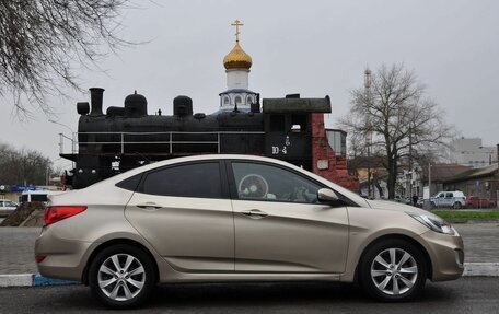 Hyundai Solaris II рестайлинг, 2011 год, 810 000 рублей, 5 фотография