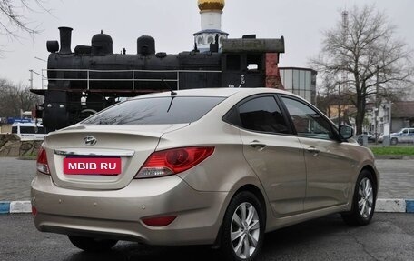 Hyundai Solaris II рестайлинг, 2011 год, 810 000 рублей, 6 фотография