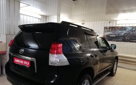 Toyota Land Cruiser Prado 150 рестайлинг 2, 2010 год, 2 727 000 рублей, 3 фотография