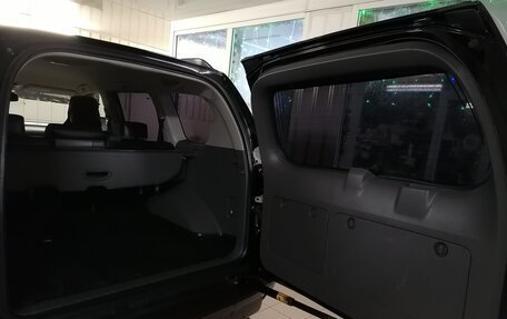 Toyota Land Cruiser Prado 150 рестайлинг 2, 2010 год, 2 727 000 рублей, 12 фотография