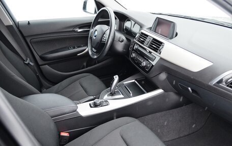 BMW 1 серия, 2018 год, 2 060 000 рублей, 10 фотография