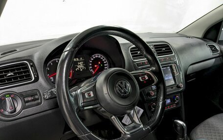 Volkswagen Polo VI (EU Market), 2020 год, 1 090 000 рублей, 13 фотография