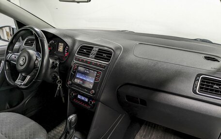 Volkswagen Polo VI (EU Market), 2020 год, 1 090 000 рублей, 19 фотография