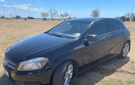 Mercedes-Benz A-Класс, 2014 год, 1 150 000 рублей, 3 фотография