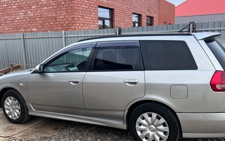 Nissan Wingroad III, 2001 год, 450 000 рублей, 3 фотография