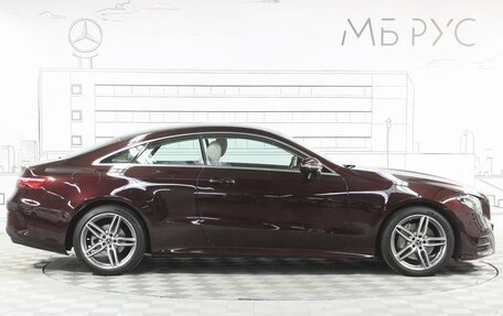 Mercedes-Benz E-Класс, 2018 год, 5 050 000 рублей, 4 фотография