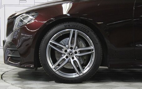 Mercedes-Benz E-Класс, 2018 год, 5 050 000 рублей, 10 фотография