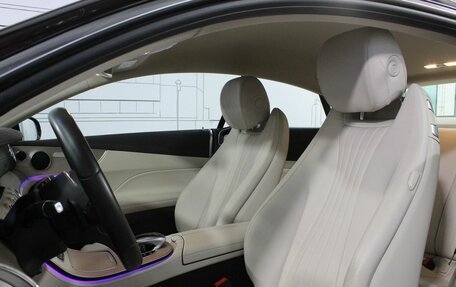 Mercedes-Benz E-Класс, 2018 год, 5 050 000 рублей, 15 фотография