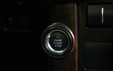 Toyota Land Cruiser Prado 150 рестайлинг 2, 2016 год, 3 799 000 рублей, 13 фотография