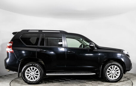 Toyota Land Cruiser Prado 150 рестайлинг 2, 2016 год, 3 799 000 рублей, 4 фотография