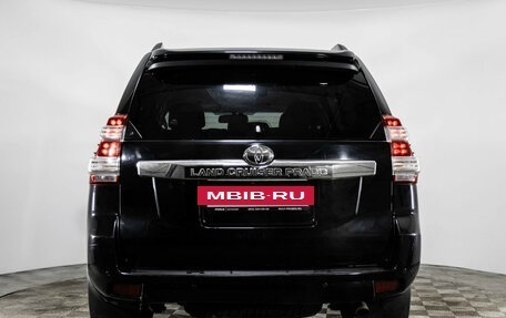 Toyota Land Cruiser Prado 150 рестайлинг 2, 2016 год, 3 799 000 рублей, 6 фотография