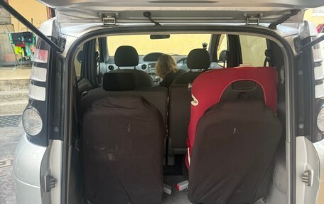 Toyota Sienta I, 2010 год, 850 000 рублей, 7 фотография