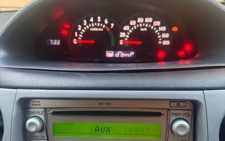 Toyota Sienta I, 2010 год, 850 000 рублей, 15 фотография