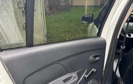 Renault Logan II, 2020 год, 694 000 рублей, 12 фотография