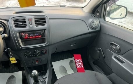 Renault Sandero II рестайлинг, 2018 год, 699 000 рублей, 17 фотография