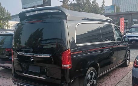 Mercedes-Benz V-Класс, 2022 год, 10 500 044 рублей, 12 фотография