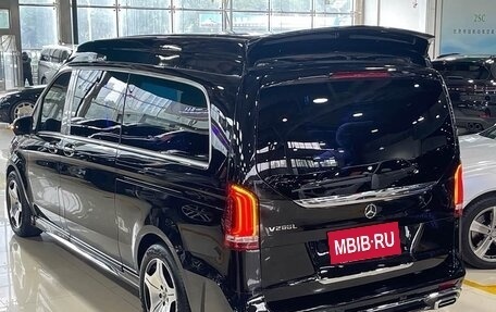 Mercedes-Benz V-Класс, 2021 год, 11 500 044 рублей, 3 фотография