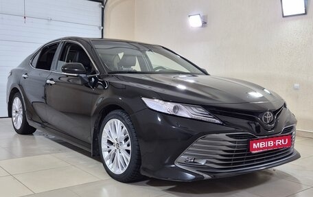 Toyota Camry, 2021 год, 2 750 000 рублей, 1 фотография