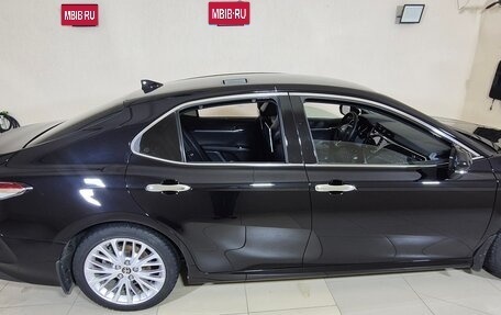 Toyota Camry, 2021 год, 2 750 000 рублей, 11 фотография