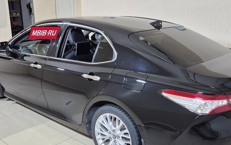 Toyota Camry, 2021 год, 2 750 000 рублей, 9 фотография