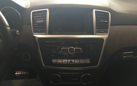 Mercedes-Benz M-Класс, 2012 год, 1 990 000 рублей, 7 фотография