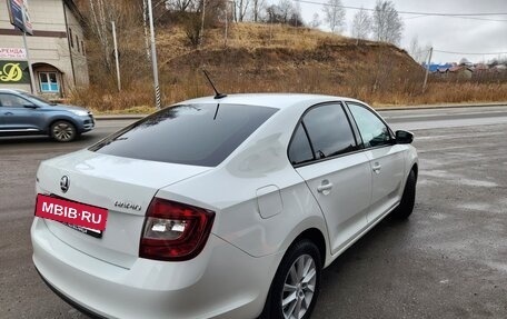 Skoda Rapid I, 2018 год, 1 050 000 рублей, 4 фотография