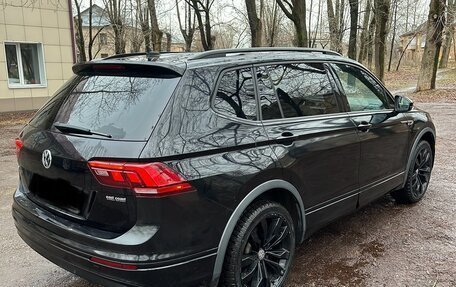 Volkswagen Tiguan II, 2021 год, 3 450 000 рублей, 6 фотография