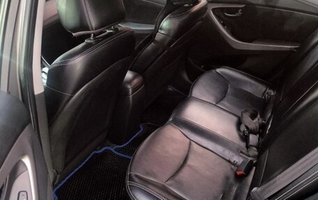 Hyundai Avante, 2011 год, 930 000 рублей, 8 фотография