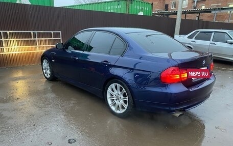 BMW 3 серия, 2011 год, 820 000 рублей, 2 фотография