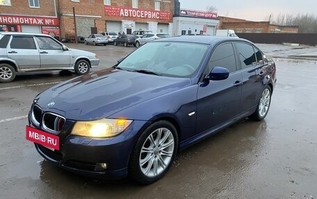 BMW 3 серия, 2011 год, 820 000 рублей, 3 фотография