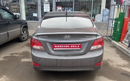 Hyundai Solaris II рестайлинг, 2012 год, 700 000 рублей, 2 фотография
