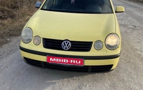 Volkswagen Polo IV рестайлинг, 2002 год, 230 000 рублей, 1 фотография